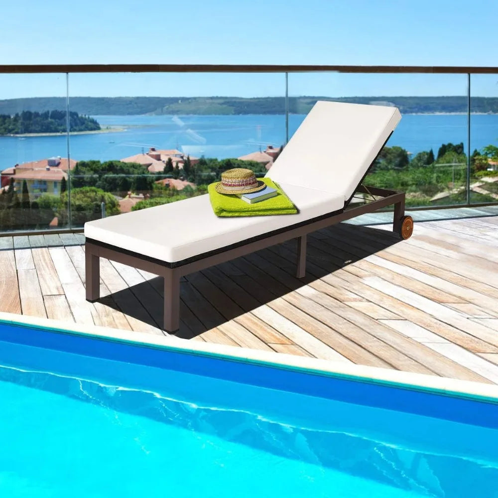 Patio Chaise Lounge Chair Outdoor Rattan Lounger Recliner Chair Adjustable Position Folding Wicker Lounge Chair with